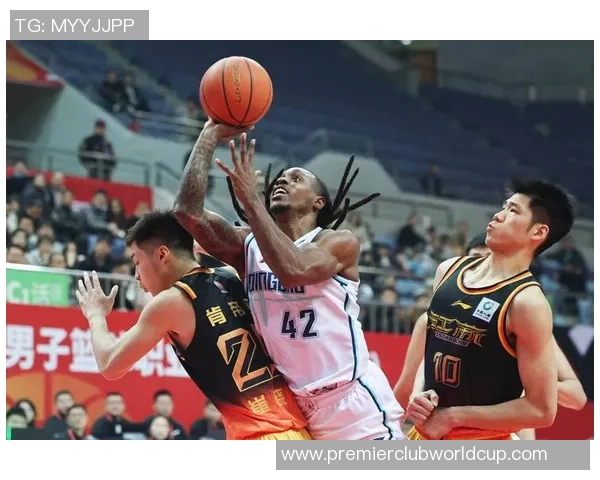 CBA广东队与上海队对决结果分析及未来比赛展望